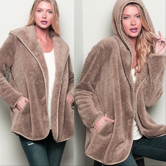 MODA ME COUTURE Jackets & Blazers - Soft Hooded Sherpa Fur Teddi Jacket - Tan
